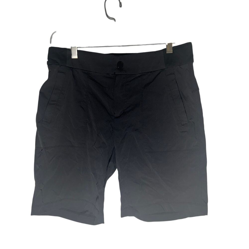 Athleta Black Nylon-Spandex Bermuda Shorts  Size 6